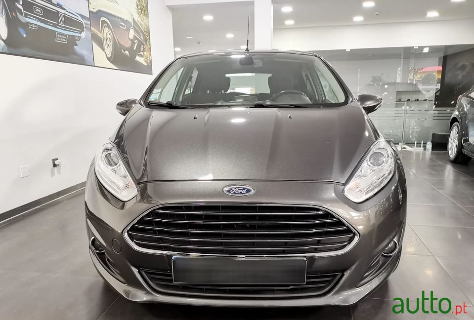 2017' Ford Fiesta photo #3