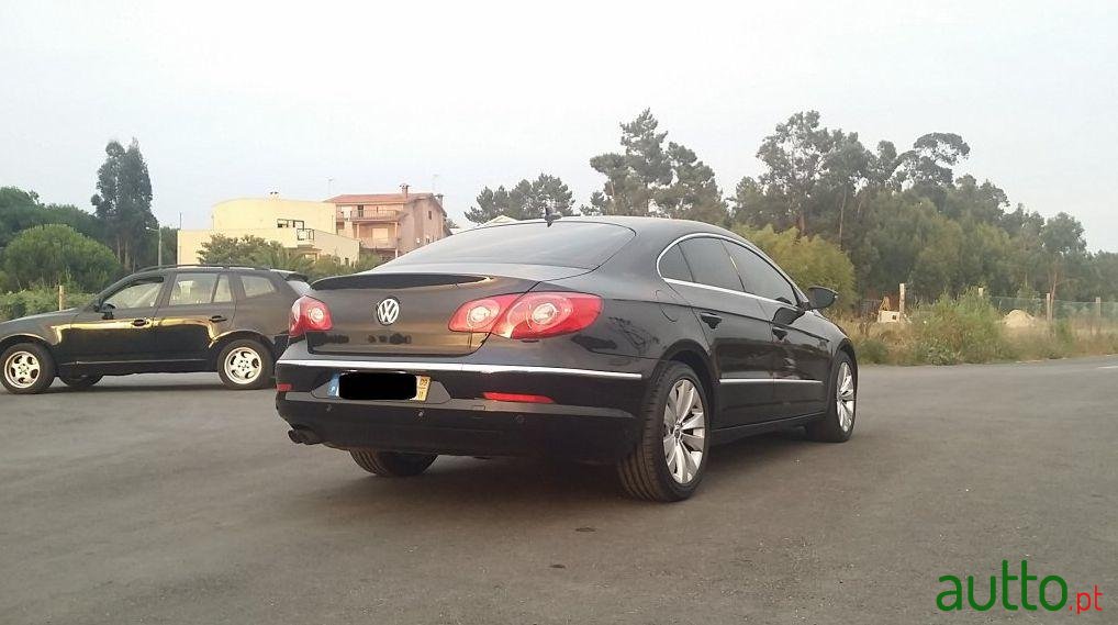 2009' Volkswagen Passat 2.0 Tdi Dsg photo #1