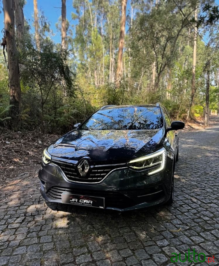 2022' Renault Mégane Sport Tourer photo #1