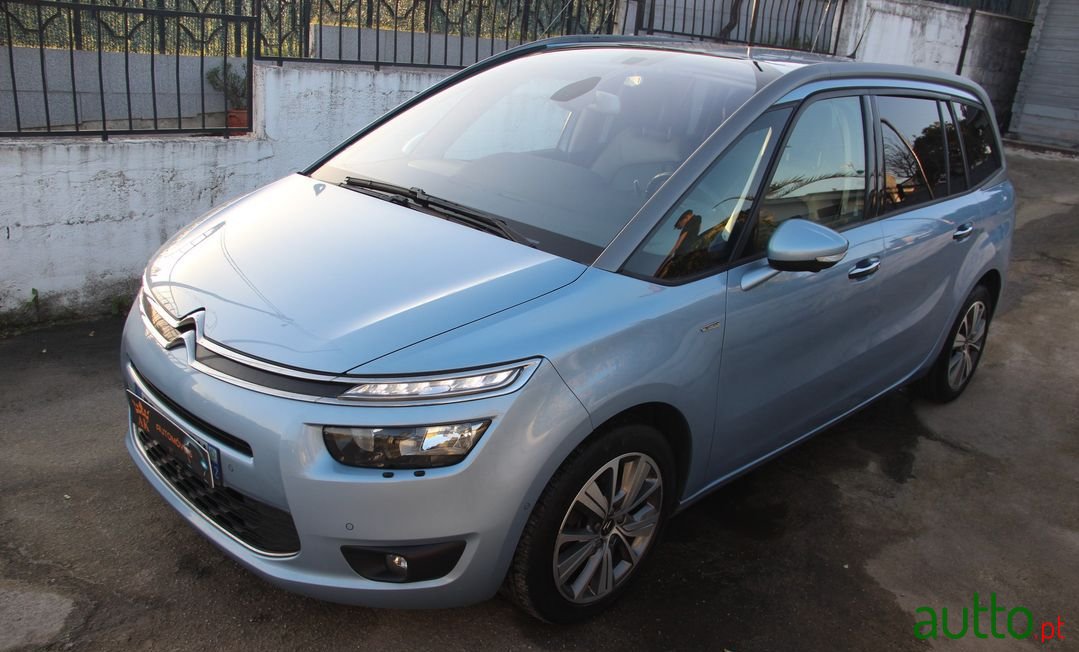 2014' Citroen C4 Grand Picasso photo #1