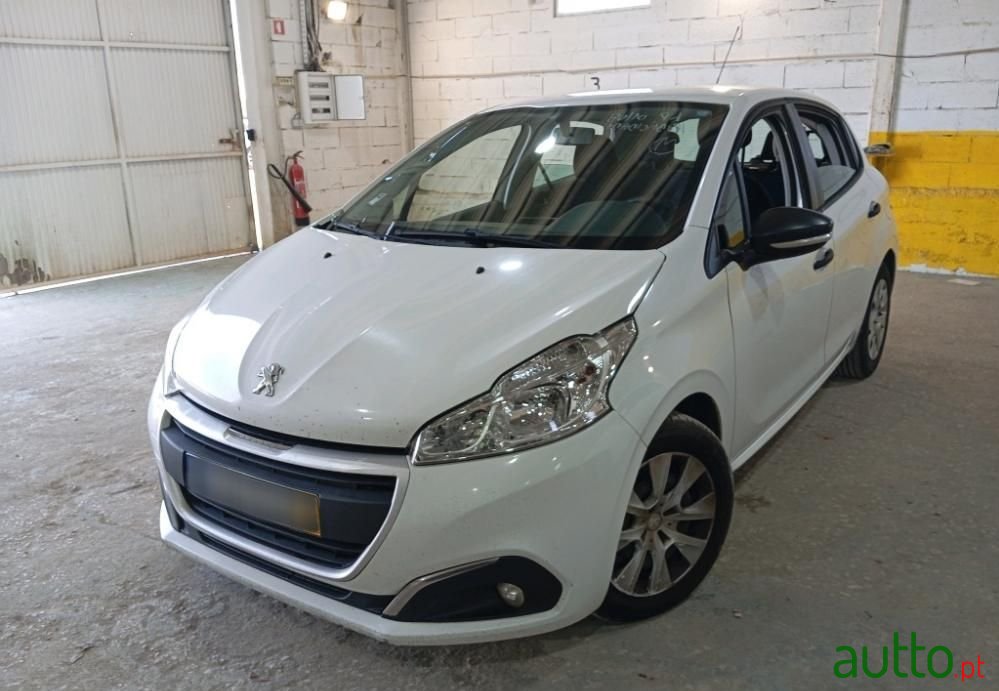 2017' Peugeot 208 photo #2