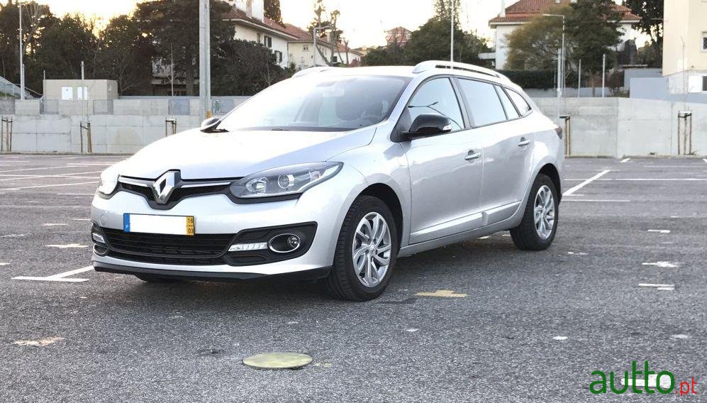 2016' Renault Megane Sport Tourer photo #2