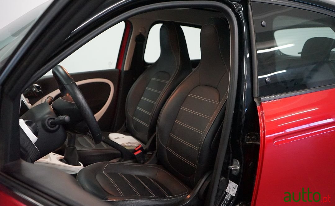 2015' Smart Forfour photo #4