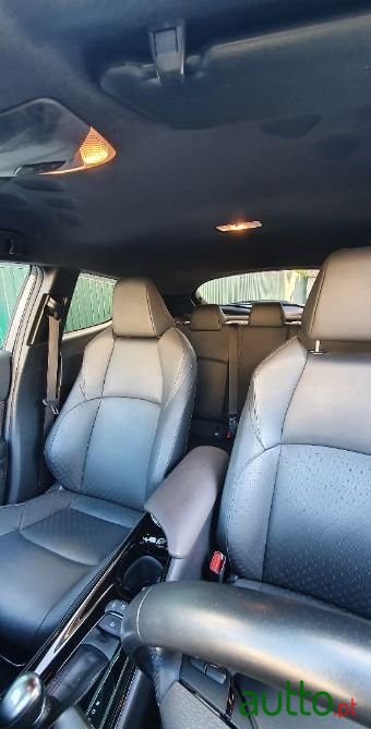 2018' Toyota C-Hr photo #5