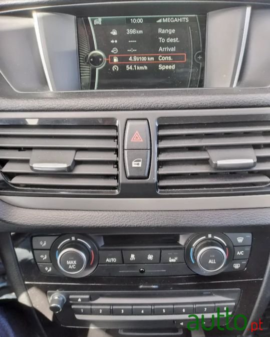 2014' BMW X1 photo #5