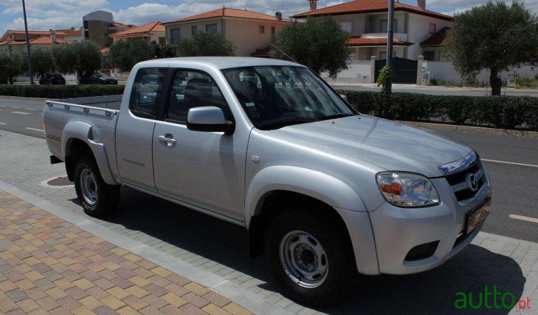 2012' Mazda BT-50 photo #1