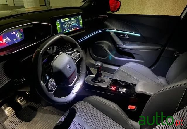 2022' Peugeot 2008 1.5 Bluehdi Gt photo #6