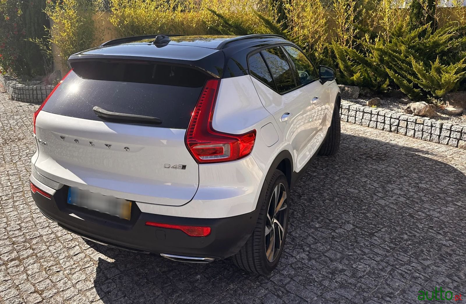 2018' Volvo Xc-40 photo #3