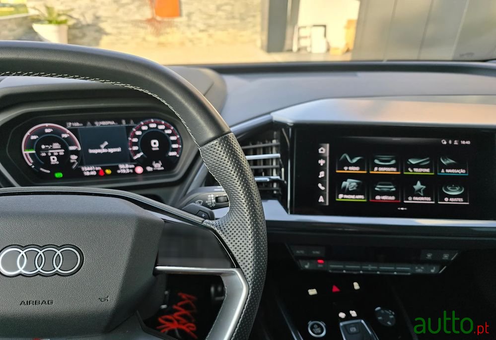2021' Audi Q4 e-tron 40 photo #5