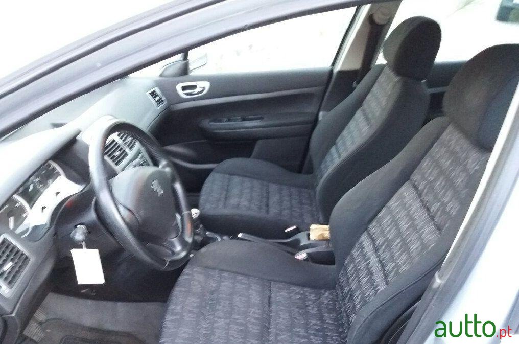 2004' Peugeot 307 Sw 1.4 Hdi photo #4