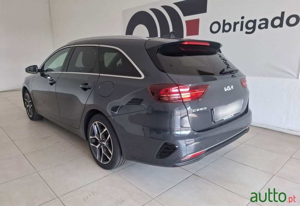 2024' Kia Ceed Sw photo #3