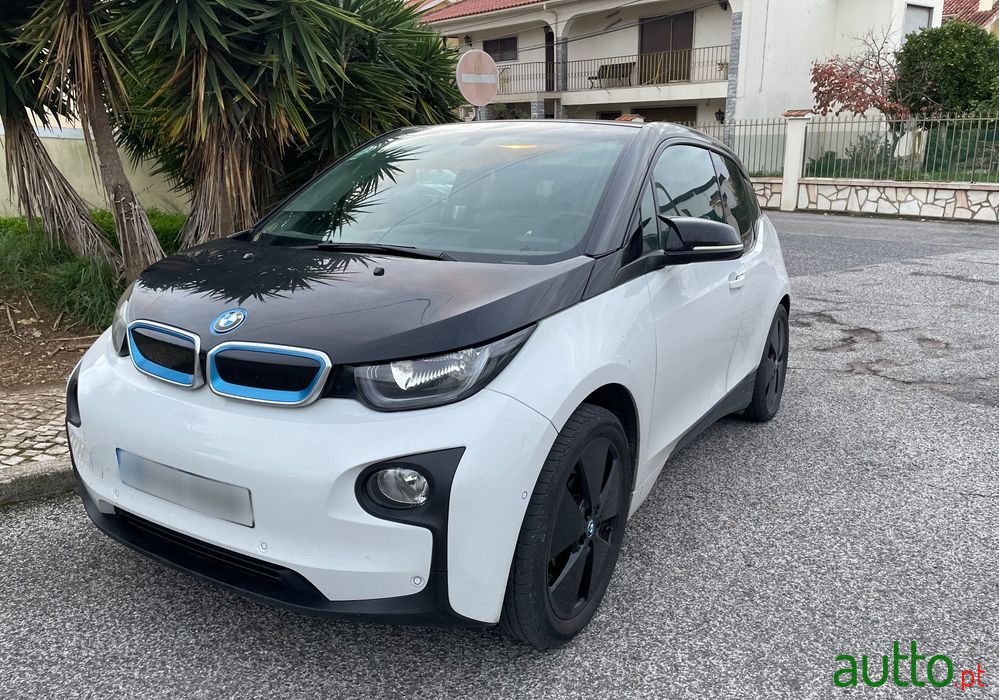 2016' BMW Série I (94 Ah) photo #1