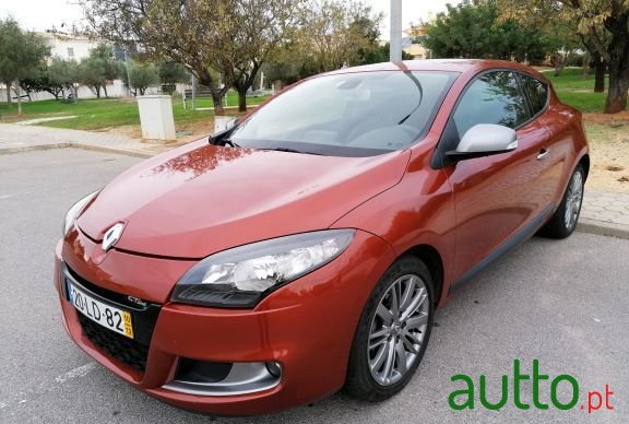 2010' Renault Megane photo #6