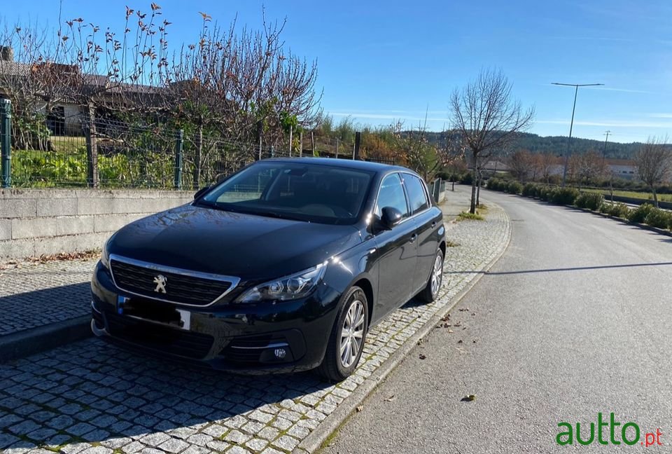 2021' Peugeot 308 photo #2