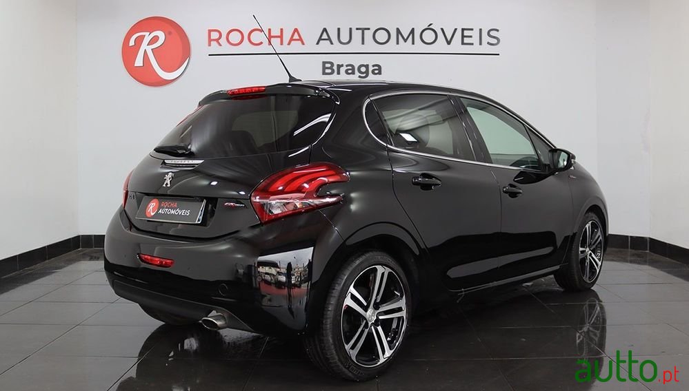 2015' Peugeot 208 photo #4