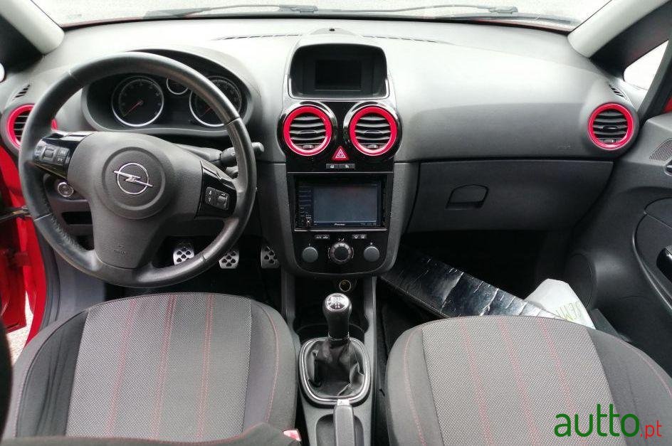 2010' Opel Corsa photo #3