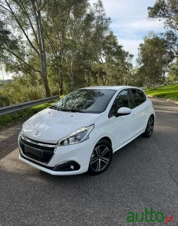 2018' Peugeot 208 photo #4