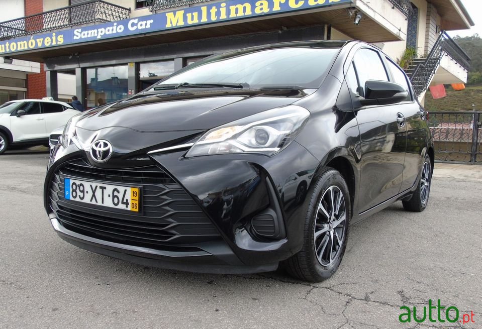 2019' Toyota Yaris photo #1