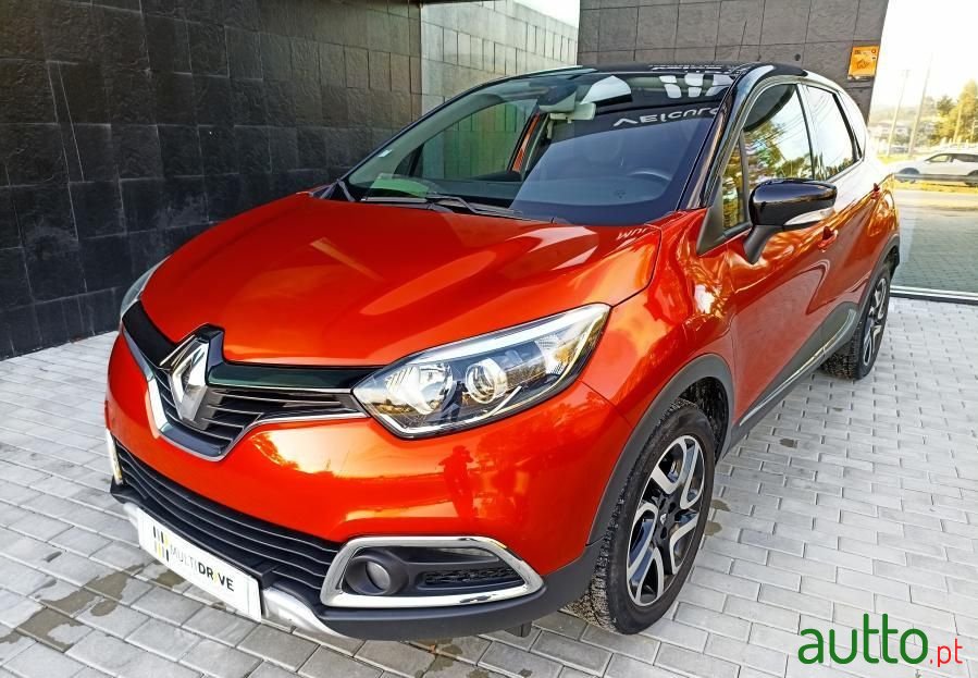 2016' Renault Captur photo #1