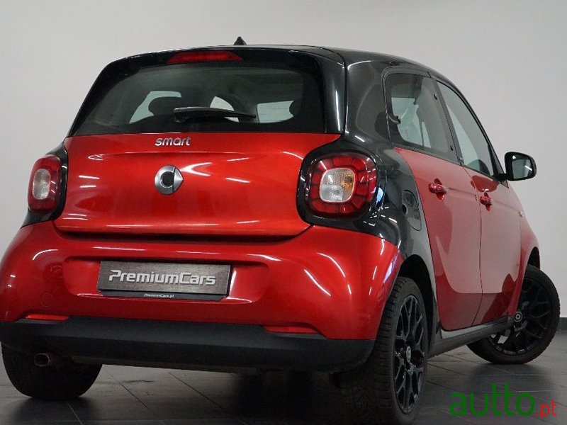 2015' Smart Forfour photo #1