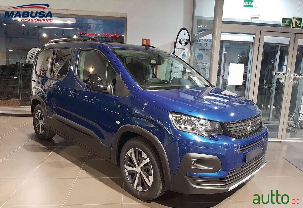 2023' Peugeot e-Rifter L1 Gt photo #3