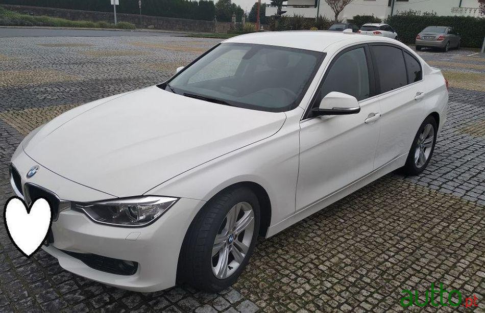 2013' BMW 320 Dynamic photo #1