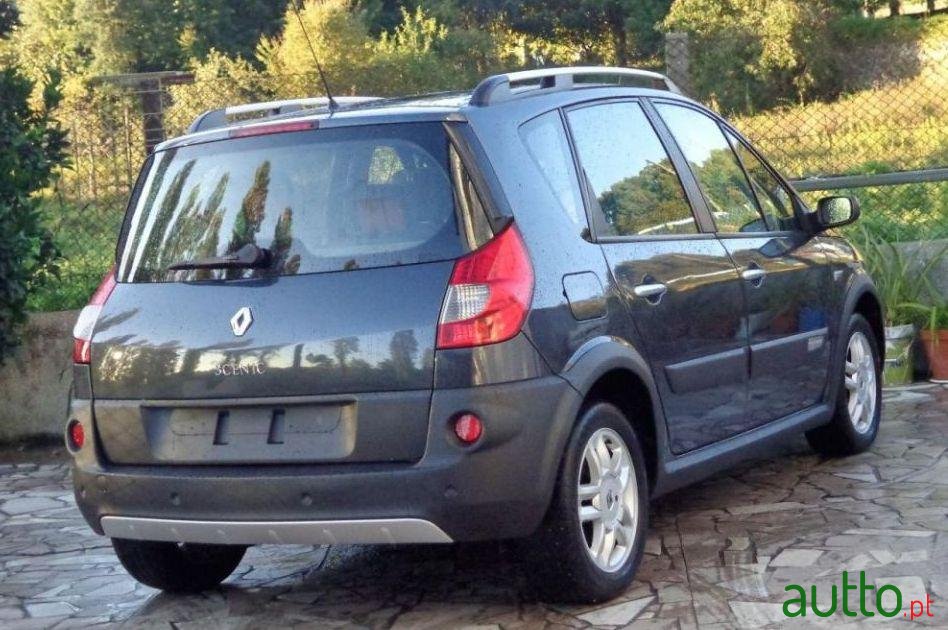 2008' Renault Scenic 1.5 Dci Conquest photo #1