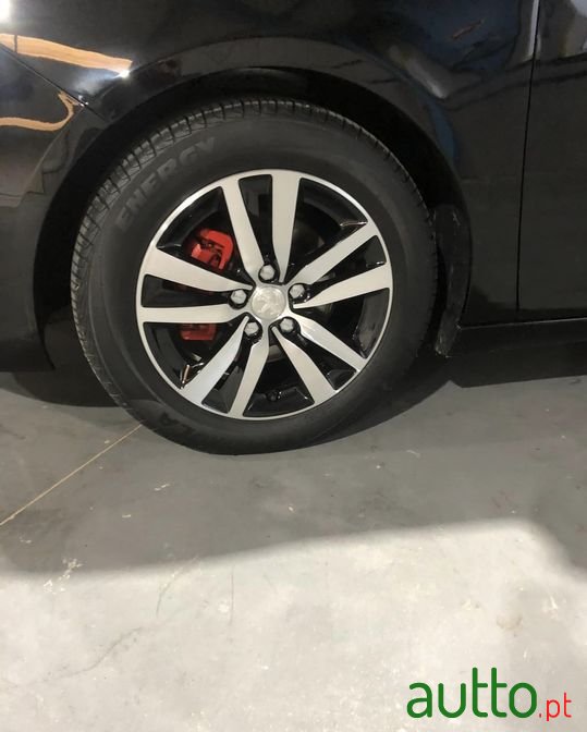 2017' Peugeot 308 Sw photo #4