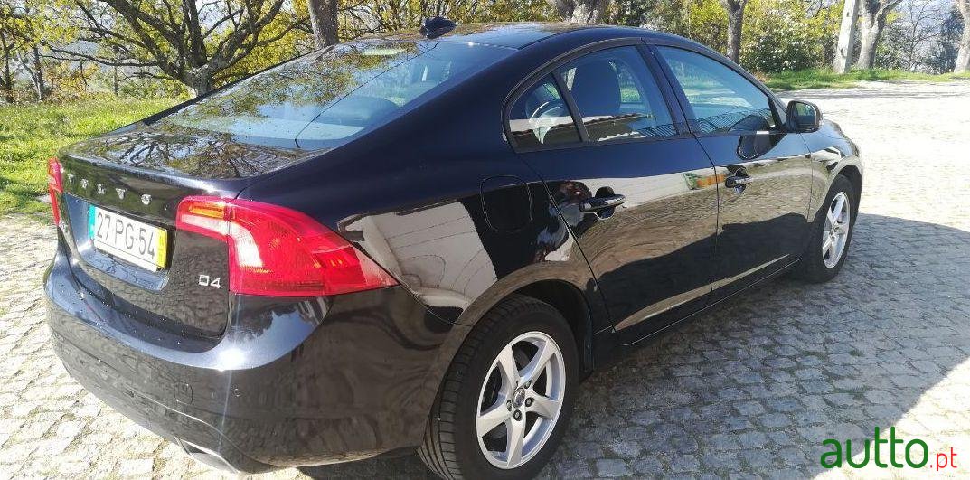 2014' Volvo S60 D4 181 Cv Nacional photo #3