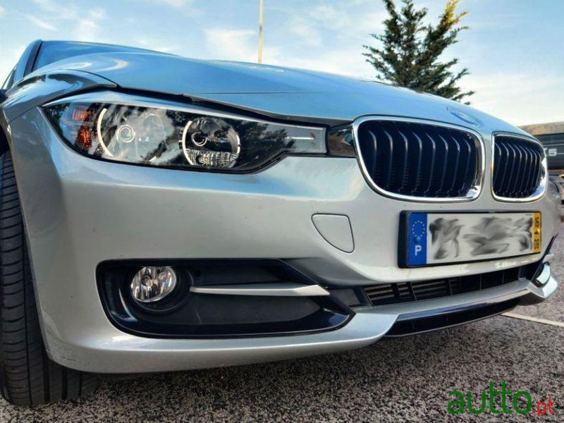 2015' BMW 318 D Line Sport Auto photo #3