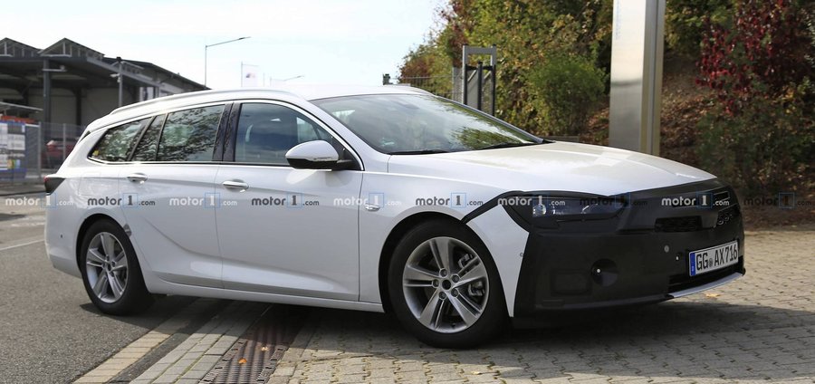 2020 Opel Insignia Sports Tourer Facelift Spied For The First Time