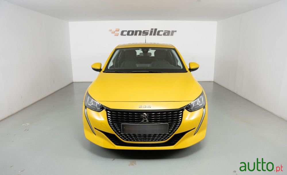 2020' Peugeot 208 1.2 Puretech Active photo #2