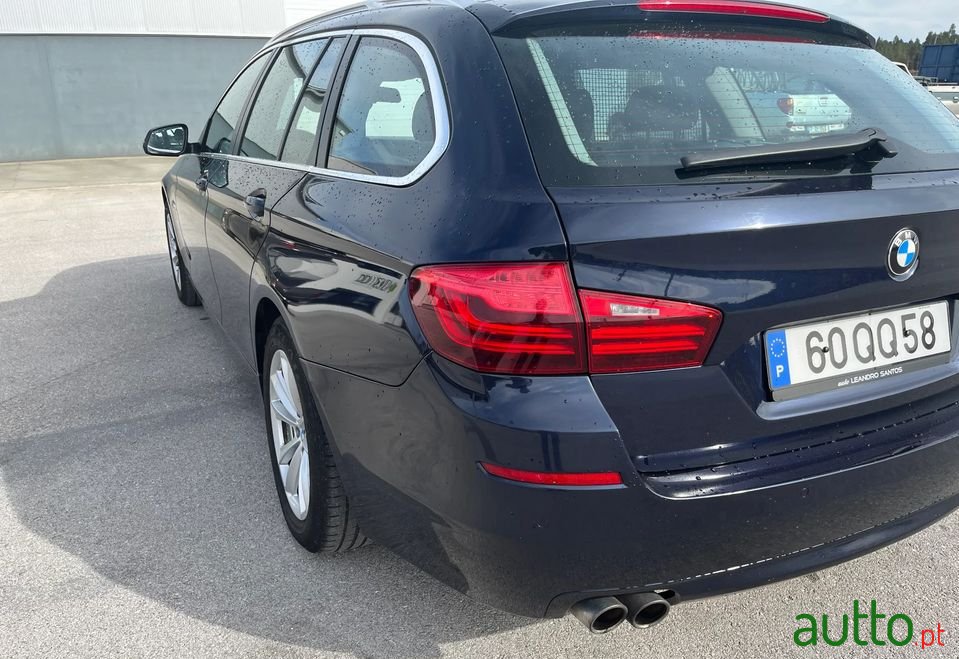 2015' BMW 520 photo #4