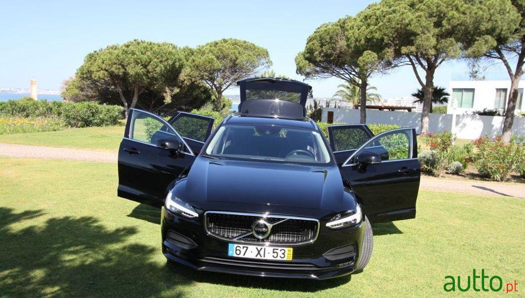 2018' Volvo V90 photo #1