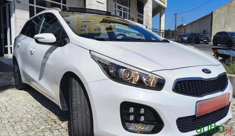 2017' Kia Ceed Sw photo #2