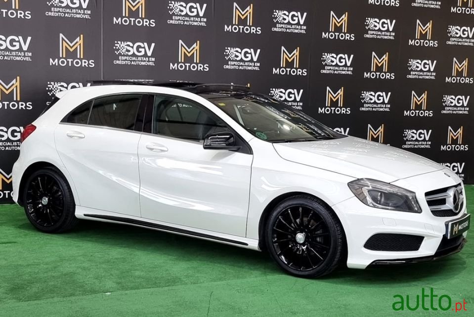 2015' Mercedes-Benz A-180 photo #3