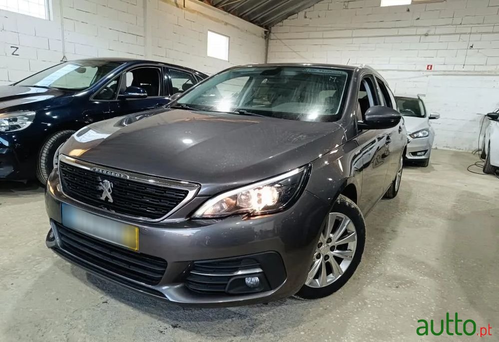 2018' Peugeot 308 Sw photo #1