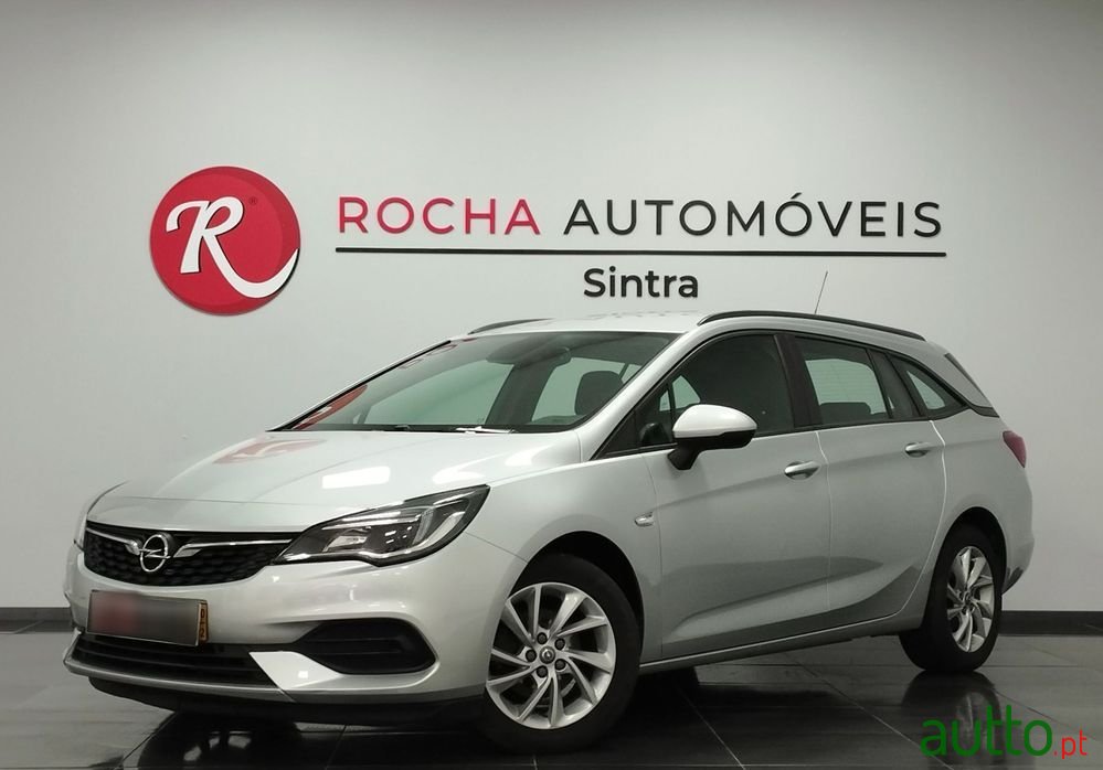 2020' Opel Astra Sports Tourer photo #1