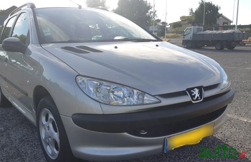 2006' Peugeot 206 Sw photo #6