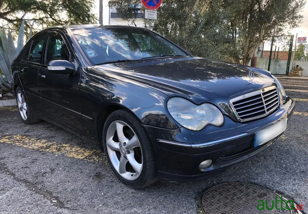 2001' Mercedes-Benz C 220 Cdi Avantgarde photo #5