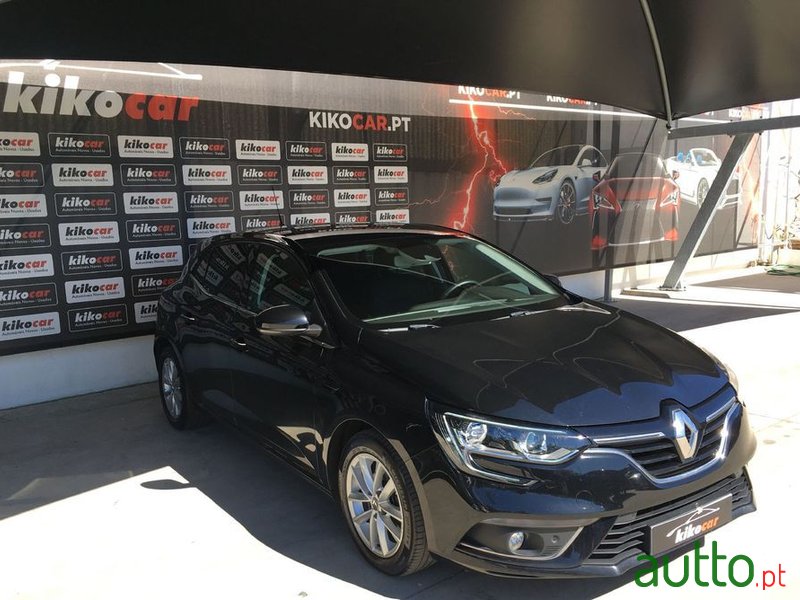 2018' Renault Megane photo #1