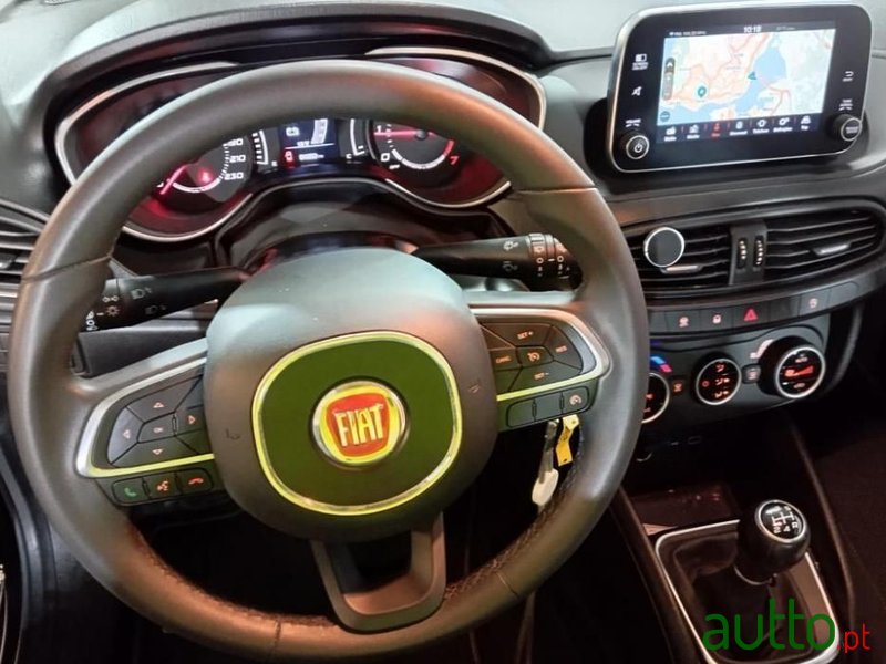 2019' Fiat Tipo 1.3 M-Jet Lounge photo #2