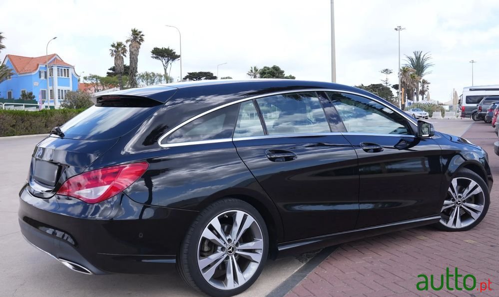 2017' Mercedes-Benz Classe Cla photo #3