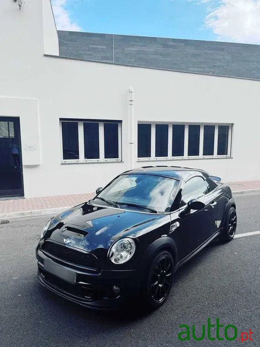 2012' MINI Cooper S photo #5