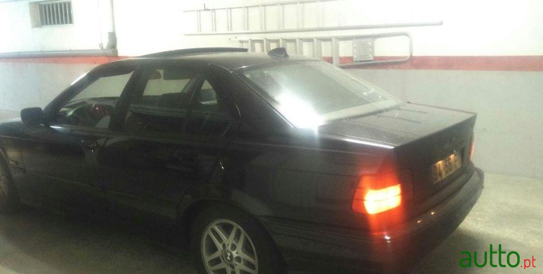 1995' BMW 318 Exclusive Tds  Repro 115 Cv photo #1