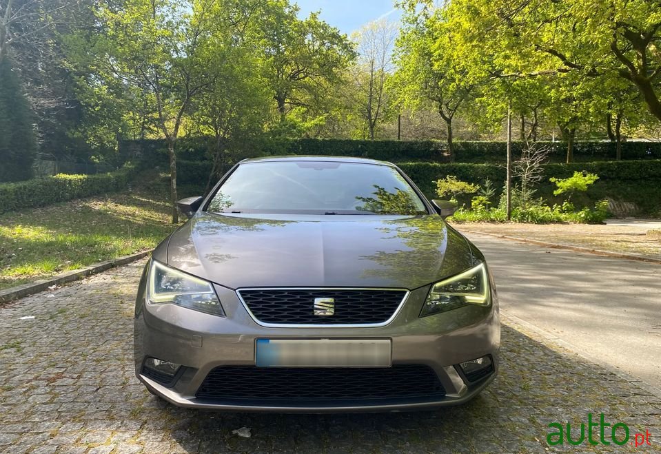 2014' SEAT Leon photo #2