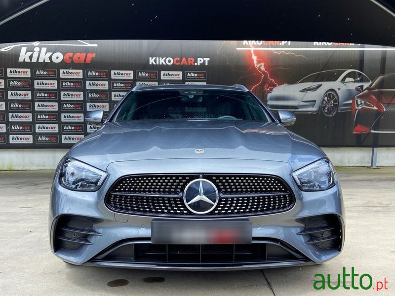 2023' Mercedes-Benz Classe E De Amg Line photo #2
