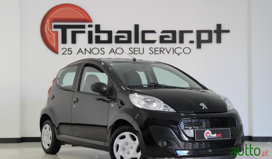 2012' Peugeot 107 photo #1