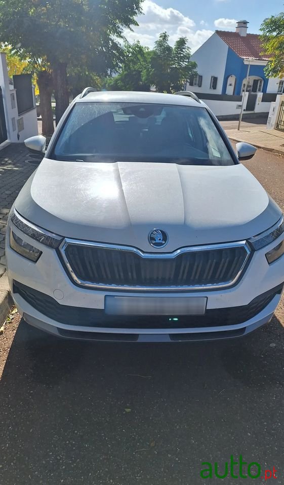 2021' Skoda Kamiq 1.0 Tsi Ambition photo #2