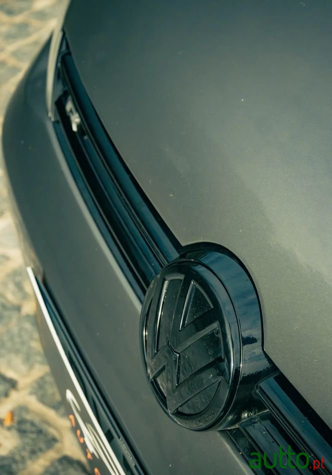 2014' Volkswagen Golf photo #3